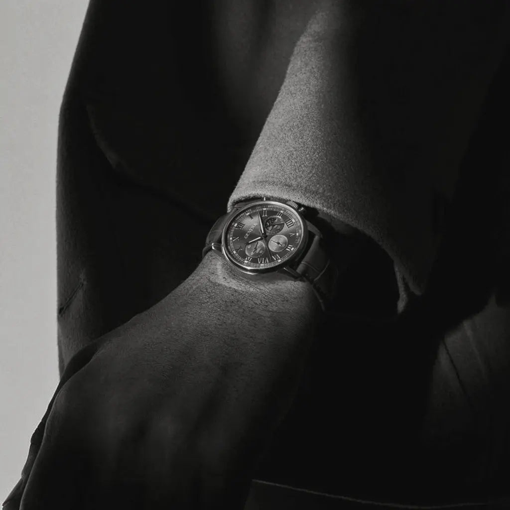 The Luxury Heritage | Classic Leather Timepiece Royal Verge
