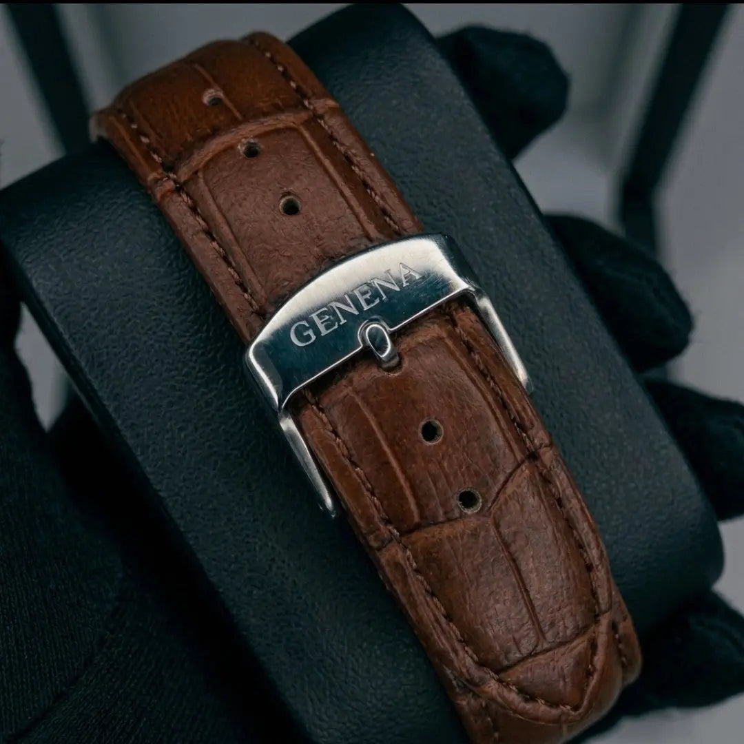 The Luxury Heritage | Classic Leather Timepiece Royal Verge