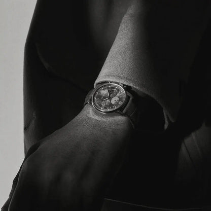 The Luxury Heritage | Classic Leather Timepiece Royal Verge