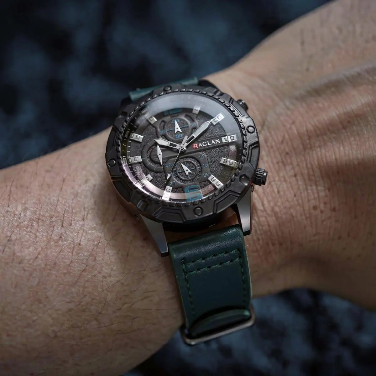 The Executive Elite | Classic Men's Timepiece Royal Verge